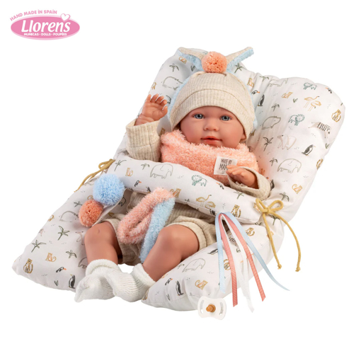 Слика на Бебе Mimi со перниче за игра (плаче, вели мама и папа) 42 cm -  Llorens Dolls