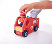 Слика на Сет за игра со пожарникарско возило, фигури и книга, 4 делови – Hape
